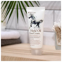 Крем для рук с лошадиным маслом - 3W Clinic Moisturizing hand cream horse oil, 100мл