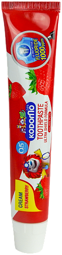 Паста зубная гелевая для детей с 6 месяцев с ароматом клубники - Lion Thailand Kodomo, 40г